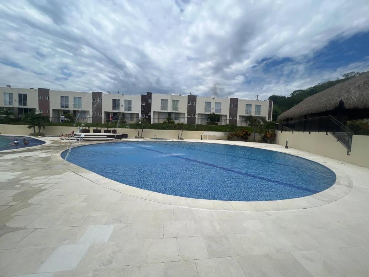 Comoda Casa En Descansar Сasa de vacaciones *